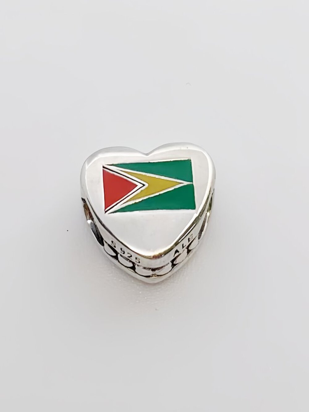 Pandora guyana Flag Heart Charm